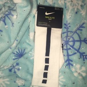 Basketball socks